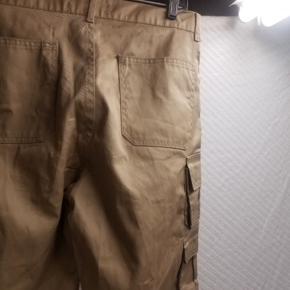 827 - Jeanetix 32W Cargo Shorts - Picture 10 of 10